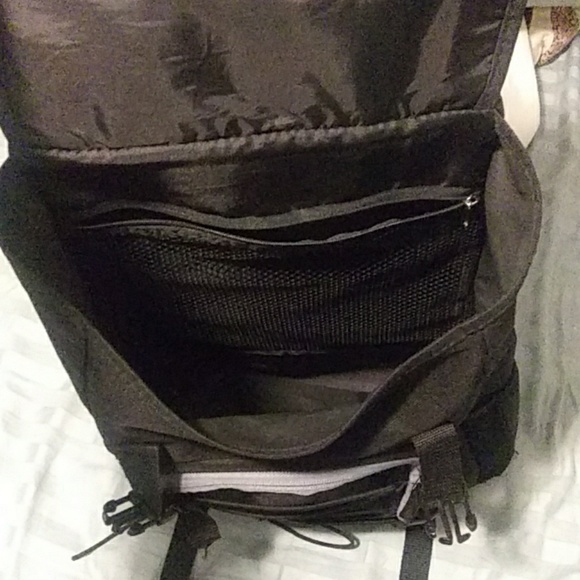 Fuel Backpack - Picture 2 of 3